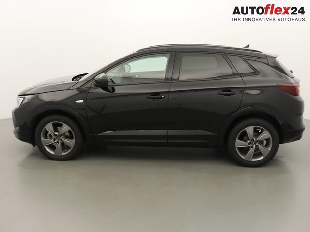 Opel Grandland GS 1.2 Gasoline 132hp 