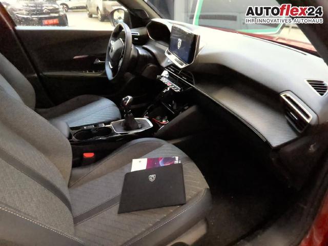 Peugeot 2008 Allure 1.2L (1199cc) Gasoline 100 hp S&S, 6-speed manual 