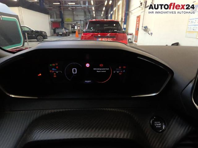 Peugeot 2008 Allure 1.2L (1199cc) Gasoline 100 hp S&S, 6-speed manual 