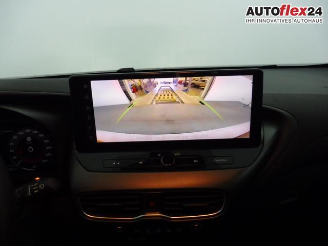 Nissan Juke N-Connecta 1.0L DIG-T (114 hp) 