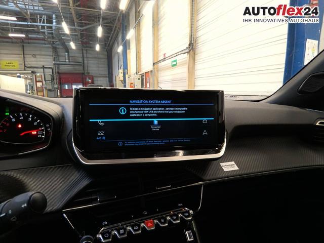 Peugeot 2008 Style 1.2L (1199cc) 100hp S&S (manual 6-speed) 