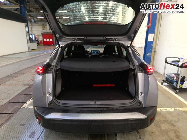 Peugeot 2008 Style 1.2L (1199cc) 100hp S&S (manual 6-speed) 