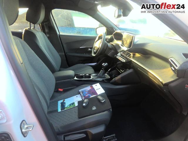 Peugeot 2008 Allure 1.2L (1199cc) Gasoline 100hp S&S, 6-speed manual 