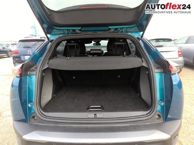 Peugeot 2008 Allure 1.2L 3-cylinder Gasoline 100hp S&S (6-speed manual) 