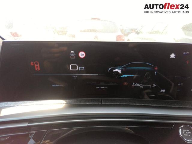 Peugeot 3008 GT Hybrid 145 (e-DCS6) 1.2L 