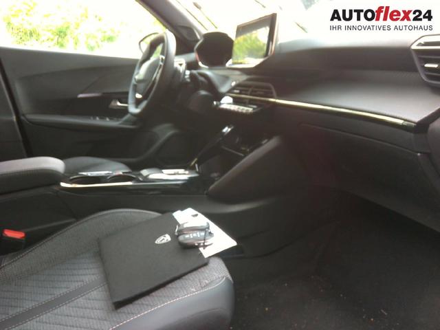 Peugeot 2008 Allure Hybrid 145 (1.2L) e-DCS6 