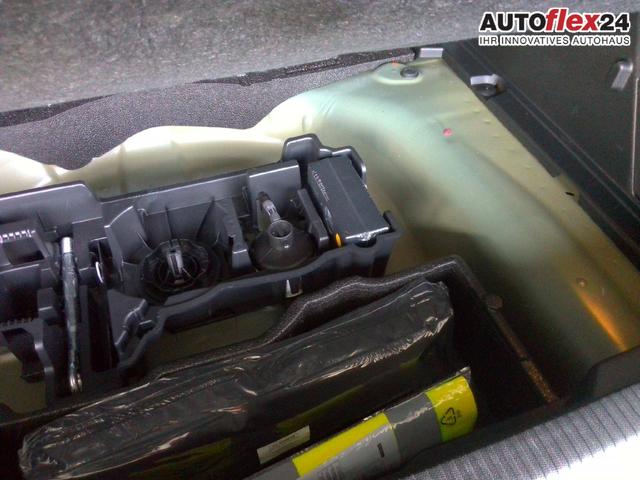 Peugeot 2008 Allure Hybrid 145 e-DCS6 