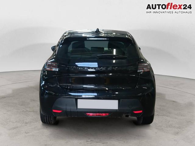 Peugeot 208 Style 1.2L 3-cylinder 100 hp S&S (6-speed manual) 