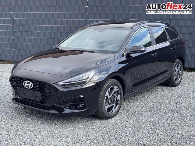 Lagerfahrzeug Hyundai i30 Kombi - Family Automatik Smart Paket