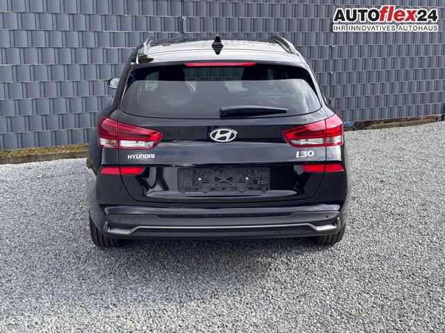 Hyundai i30 Kombi Family Automatik Smart Paket 