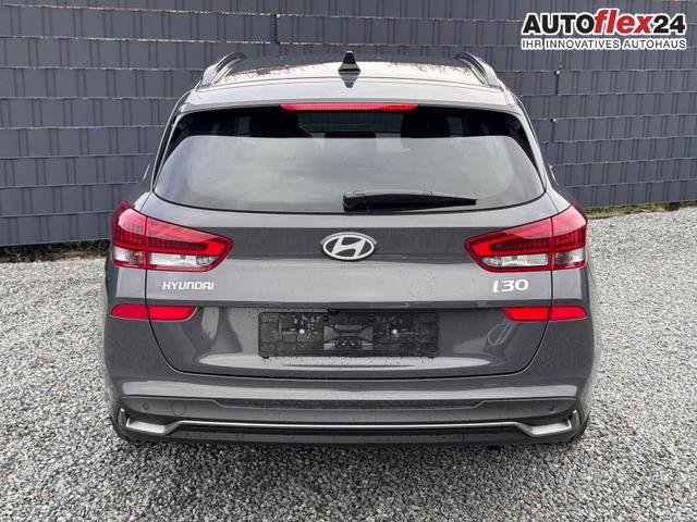 Hyundai i30 Kombi Family Automatik Smart Paket 