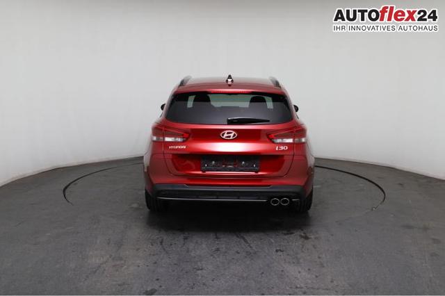 Hyundai i30 Kombi N-Line (N-Line) 1.5 T-GDi 103 kW (140 PS) 7-Gang-DCT 
