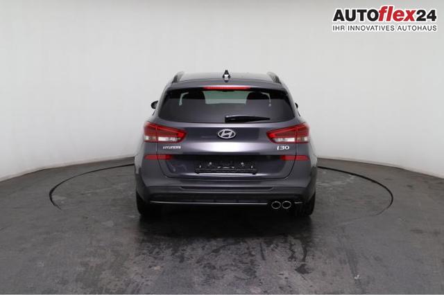 Hyundai i30 Kombi N-Line (N-Line) 1,5 T-GDi 103 kW (140 PS) 7-Gang-DCT 