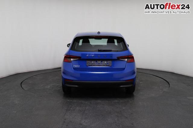 Skoda Fabia Essence (Essence) 1.0 MPI 59kW (80 PS) 5-Gang-Schaltgetriebe 