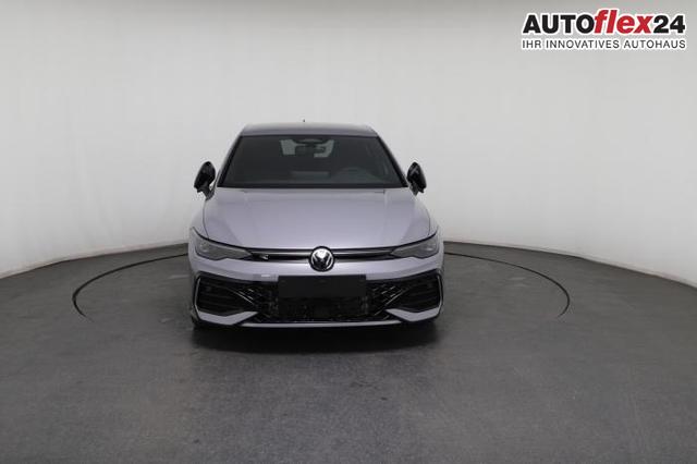 Vorlauffahrzeuge Volkswagen Golf - R-Line Limousine (R-Line) 1.5 eTSI 110kW (150 PS) 7-Gang DSG