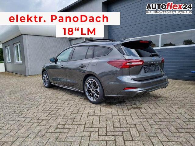 Gebrauchtfahrzeug Ford Focus Turnier - 1.0 125PS ST-Line X elektr. PanoDach Winterpaket Rückf.Kamera ACC Klimaautomatik Sitzheizung Lenkradheizung Frontscheibe beheizb. Ford-Navi SYNC 4 B O Sound DAB  Bluetooth Apple Carplay Android Auto PDC v h 2xKeyless 18-LM