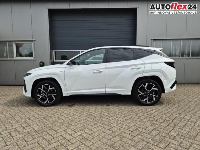 Zentrallager Hyundai TUCSON - N-Line 1.6 T-GDI 252PS Automatik PHEV FACELIFT MY2025 Teil-Leder Sitzheizung Lenkradheizung ACC Klimaautomatik Navi 12,3"-Touchscreen DAB  wireless Apple CarPlay   Android Auto PDC v h Rückf.Kamera 2xKeyless 19-LM