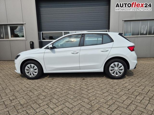 Zentrallager Skoda Fabia - 1.0 TSI 115PS Selection 5-türig Sitzheizung Parksensoren Multifunktionslenkrad Klima Skoda-Radio Bluetooth Touchscreen Tempomat Nebelsch. wireless Apple CarPlay   Android Auto
