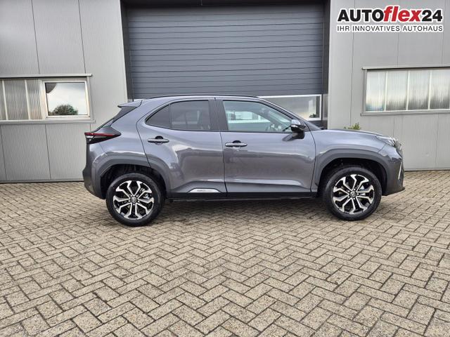 Toyota Yaris Cross 1.5VVT-iE 130PS Automatik Teamplayer Klimaautomatik Sitzheizung Lenkradheizung PDC v+h Rückf.Kamera 17-LM abged.Scheiben 2xKeyless DAB+ Bluetooth Touchscreen Apple CarPlay Android Auto 