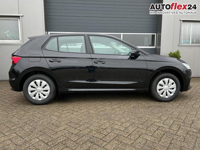 Zentrallager Skoda Fabia - 1.0 TSI 95PS Selection 5-türig Rückf.Kamera Parksensoren Sitzheizung Multifunktionslenkrad Klima Skoda-Radio Bluetooth Touchscreen Tempomat Nebelsch. Apple CarPlay   Android Auto
