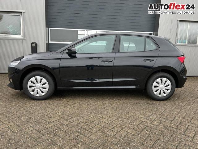 Zentrallager Skoda Fabia - 1.0 TSI 95PS Selection 5-türig Rückf.Kamera Parksensoren Sitzheizung Multifunktionslenkrad Klima Skoda-Radio Bluetooth Touchscreen Tempomat Nebelsch. Apple CarPlay   Android Auto