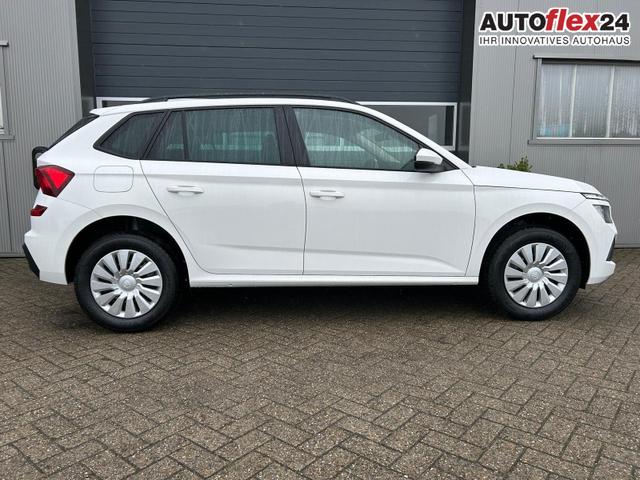 Skoda Kamiq 1.0 TSI 115PS DSG Selection Matrix-LED Sitzheizung Garantieverlängerung Klimaautomatik Parksensoren Skoda-Radio drahtlos Apple CarPlay + Android Auto Digital Cockpit Tempomat abg.Scheiben 