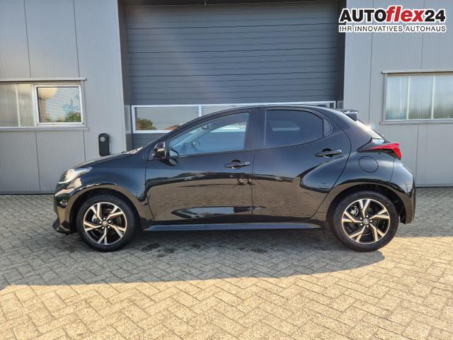 Zentrallager Toyota Yaris - 1.5VVT-iE 116PS Automatik Teamplayer Klimaautomatik Sitzheizung Lenkradheizung Rückf.Kamera 16-LM abged.Scheiben 2xKeyless DAB  Bluetooth Touchscreen Apple CarPlay Android Auto ACC