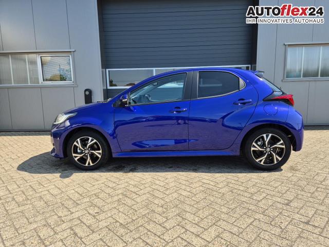 Zentrallager Toyota Yaris - 1.5VVT-iE 116PS Automatik Teamplayer Klimaautomatik Sitzheizung Lenkradheizung Rückf.Kamera 16-LM abged.Scheiben 2xKeyless DAB  Bluetooth Touchscreen Apple CarPlay Android Auto ACC