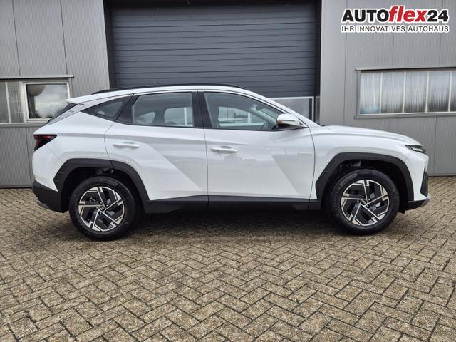 Hyundai TUCSON 1.6 T-GDI 160PS Sitzheizung Lenkradheizung Klimaautomatik Navi 12,3"-Touchscreen DAB+ wireless Apple CarPlay + Android Auto PDC v+h Rückf.Kamera 2xKeyless 17-LM 
