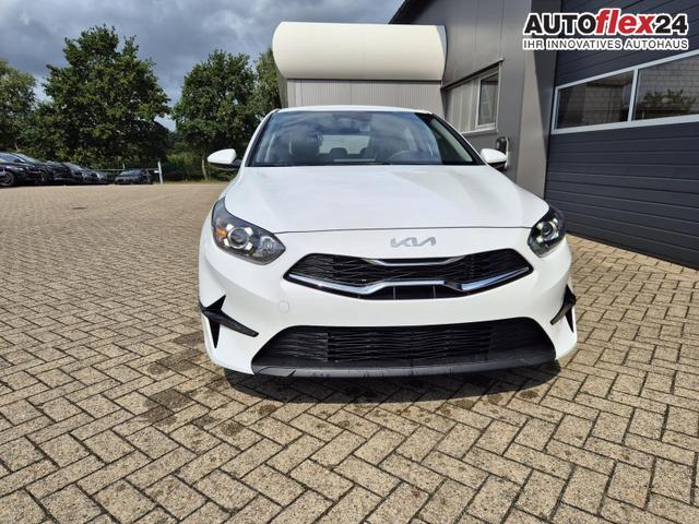Vorlauffahrzeuge Kia II Ceed - Vision 1.5 T-GDi 140PS Automatik Klimaautomatik Alarmanlage Sitzheizung Lenkradheizung Navi PDC Rückf.Kamera Bluetooth Touchscreen Apple CarPlay Android Auto Tempomat