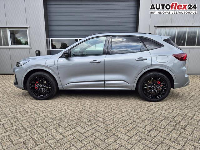 Gebrauchtfahrzeug Ford Kuga - ST-Line X 243PS PHEV Automatik Black Package schwenkb. AHK Matrix-LED elektr. PanoDach Sitzheizung v h Lenkradheizung Frontscheibe beheizb. Navi SYNC4 Apple CarPlay Android Auto Touchscreen PDC 4xKamera 2xKeyless B O Sound 20"LM vollelektr. Reic