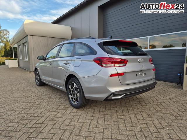 Hyundai i30 Kombi 1.5 T-GDI 95PS Sitzheizung Lenkradheizung Klima Tempomat Navi Apple CarPlay + Android Auto PDC v+h Rückf.Kamera 16-LM 