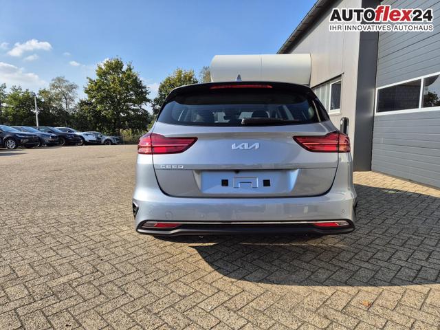 Vorlauffahrzeuge Kia II Ceed Sportswagon - Vision 1.5 T-GDi 140PS Automatik Klimaautomatik Alarmanlage Sitzheizung Lenkradheizung Navi PDC Rückf.Kamera Bluetooth Touchscreen Apple CarPlay Android Auto Tempomat