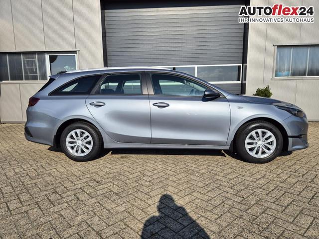 Kia II Ceed Sportswagon Vision 1.5 T-GDi 140PS Automatik Klimaautomatik Alarmanlage Sitzheizung Lenkradheizung Navi PDC Rückf.Kamera Bluetooth Touchscreen Apple CarPlay Android Auto Tempomat 