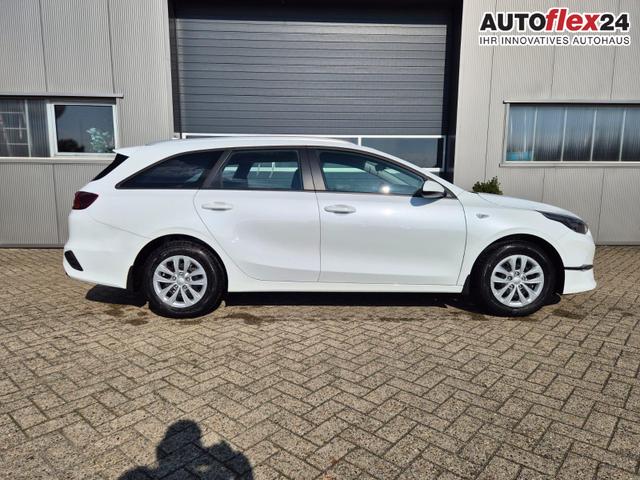 Kia II Ceed Sportswagon Vision 1.5 T-GDi 140PS Automatik Klimaautomatik Alarmanlage Sitzheizung Lenkradheizung Navi PDC Rückf.Kamera Bluetooth Touchscreen Apple CarPlay Android Auto Tempomat 