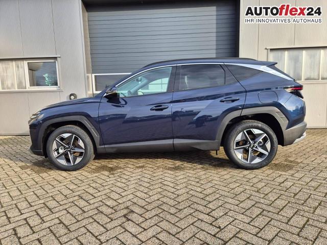 Vorlauffahrzeuge Hyundai TUCSON - Trend 1.6 T-GDI 150PS Automatik TZ 2026 Teil-Leder Sitzheizung v h Lenkradheizung Klimaautomatik Navi Touchscreen DAB  Apple CarPlay   Android Auto PDC R&uuml;ckf.-Kamera Matrix-LED-Scheinw.