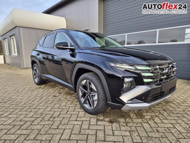 Hyundai TUCSON Trend 1.6 T-GDI 150PS Automatik TZ 2026 Teil-Leder Sitzheizung v+h Lenkradheizung Klimaautomatik Navi Touchscreen DAB+ Apple CarPlay + Android Auto PDC R&uuml;ckf.-Kamera Matrix-LED-Scheinw. 