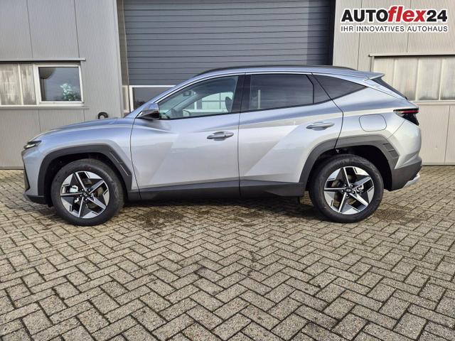 Vorlauffahrzeuge Hyundai TUCSON - Trend 1.6 T-GDI 150PS Automatik TZ 2026 Teil-Leder Sitzheizung v h Lenkradheizung Klimaautomatik Navi Touchscreen DAB  Apple CarPlay   Android Auto PDC R&uuml;ckf.-Kamera Matrix-LED-Scheinw.