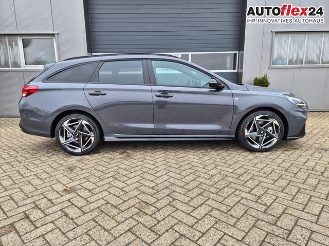 Hyundai i30 Kombi 1.6 T-GDI 150PS Automatik N-Line MY2026 Sitzheizung Lenkradheizung Klimaautomatik Navi 10,3"-Touchscreen Bluelink Apple CarPlay + Android Auto PDC v+h R&uuml;ckf.Kamera 18-LM 