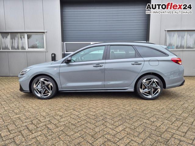 Vorlauffahrzeuge Hyundai i30 Kombi - 1.6 T-GDI 150PS Automatik N-Line MY2026 Sitzheizung Lenkradheizung Klimaautomatik Navi 10,3"-Touchscreen Bluelink Apple CarPlay   Android Auto PDC v h R&uuml;ckf.Kamera 18-LM