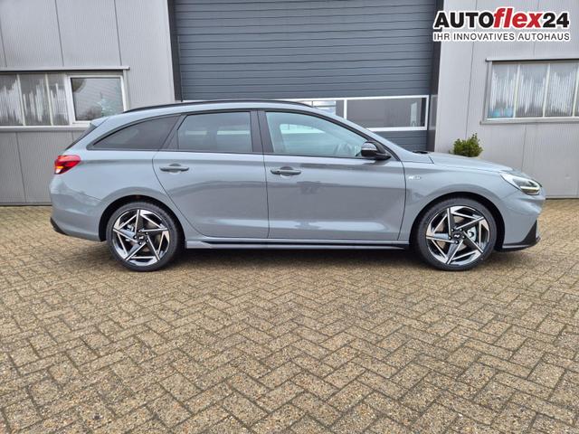 Hyundai i30 Kombi 1.6 T-GDI 150PS Automatik N-Line MY2026 Sitzheizung Lenkradheizung Klimaautomatik Navi 10,3"-Touchscreen Bluelink Apple CarPlay + Android Auto PDC v+h R&uuml;ckf.Kamera 18-LM 