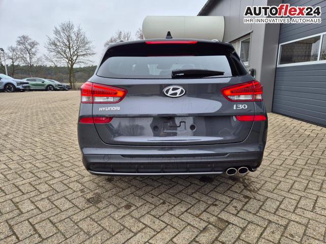 Hyundai i30 Kombi 1.6 T-GDI 150PS Automatik N-Line MY2026 Sitzheizung Lenkradheizung Klimaautomatik Navi 10,3"-Touchscreen Bluelink Apple CarPlay + Android Auto PDC v+h R&uuml;ckf.Kamera 18-LM 