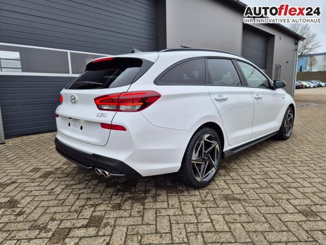 Hyundai i30 Kombi 1.6 T-GDI 150PS Automatik N-Line MY2026 Sitzheizung Lenkradheizung Klimaautomatik Navi 10,3"-Touchscreen Bluelink Apple CarPlay + Android Auto PDC v+h R&uuml;ckf.Kamera 18-LM 