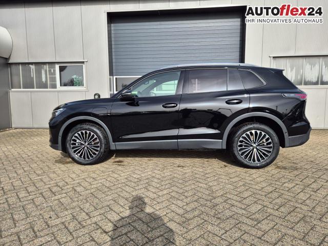 Vorlauffahrzeuge Volkswagen Tiguan - Life 1,5 l eHybrid OPF 204PS DSG Design Paket "Dark" LED-Plus-Scheinw. elektr. Heckklappe Sitzheizung v h Lenkradheizung Frontscheibe beheizb. R&uuml;ckf.Kamera Klimaautomatik VW-Radio Bluetooth wireless Apple CarPlay   Android Auto PDC ACC 2xKeyl