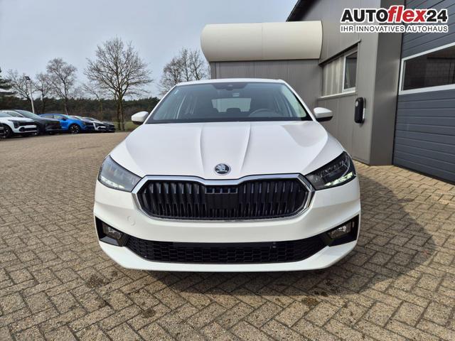 Skoda Fabia 1.0 TSI 95PS Selection 5-t&uuml;rig R&uuml;ckf.Kamera Parksensoren Sitzheizung Multifunktionslenkrad Klima Skoda-Radio Bluetooth Touchscreen Tempomat Nebelsch. Apple CarPlay + Android Auto 