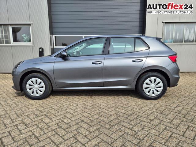 Skoda Fabia 1.0 TSI 95PS Selection 5-t&uuml;rig R&uuml;ckf.Kamera Parksensoren Sitzheizung Multifunktionslenkrad Klima Skoda-Radio Bluetooth Touchscreen Tempomat Nebelsch. Apple CarPlay + Android Auto 