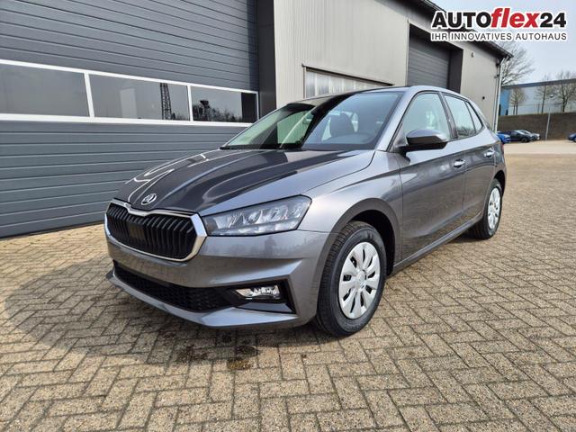 Skoda Fabia 1.0 TSI 95PS Selection 5-t&uuml;rig R&uuml;ckf.Kamera Parksensoren Sitzheizung Multifunktionslenkrad Klima Skoda-Radio Bluetooth Touchscreen Tempomat Nebelsch. Apple CarPlay + Android Auto 