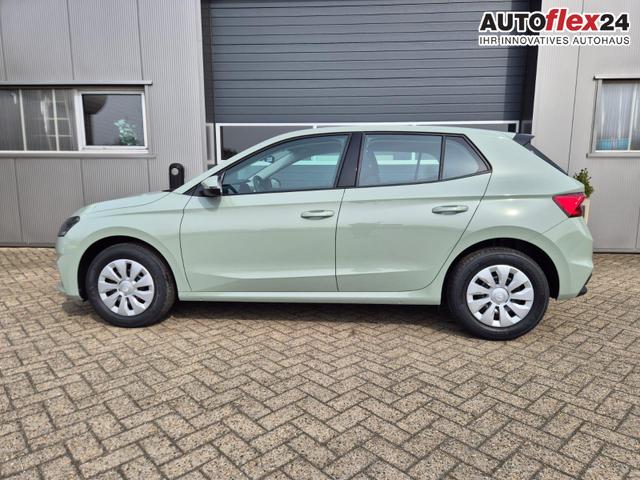 Skoda Fabia 1.0 TSI 95PS Selection 5-t&uuml;rig R&uuml;ckf.Kamera Parksensoren Sitzheizung Multifunktionslenkrad Klima Skoda-Radio Bluetooth Touchscreen Tempomat Nebelsch. Apple CarPlay + Android Auto 