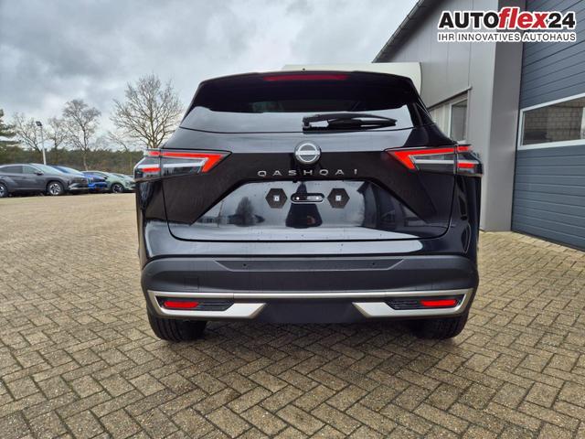 Nissan Qashqai 1.3 DIG-T MHEV 158 PS X-Tronic N-Connecta Teil-Leder PanoGlasdach Klimaautomatik Sitzheizung Lenkradheizung Navi ACC PDC v+h 360&deg;Kamera DAB Bluetooth Touchscreen Apple CarPlay Android Auto 18"LM 