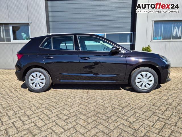 Skoda Fabia 1.0 TSI 95PS Selection 5-t&uuml;rig R&uuml;ckf.Kamera Parksensoren Sitzheizung Multifunktionslenkrad Klima Skoda-Radio Bluetooth Touchscreen Tempomat Nebelsch. Apple CarPlay + Android Auto 